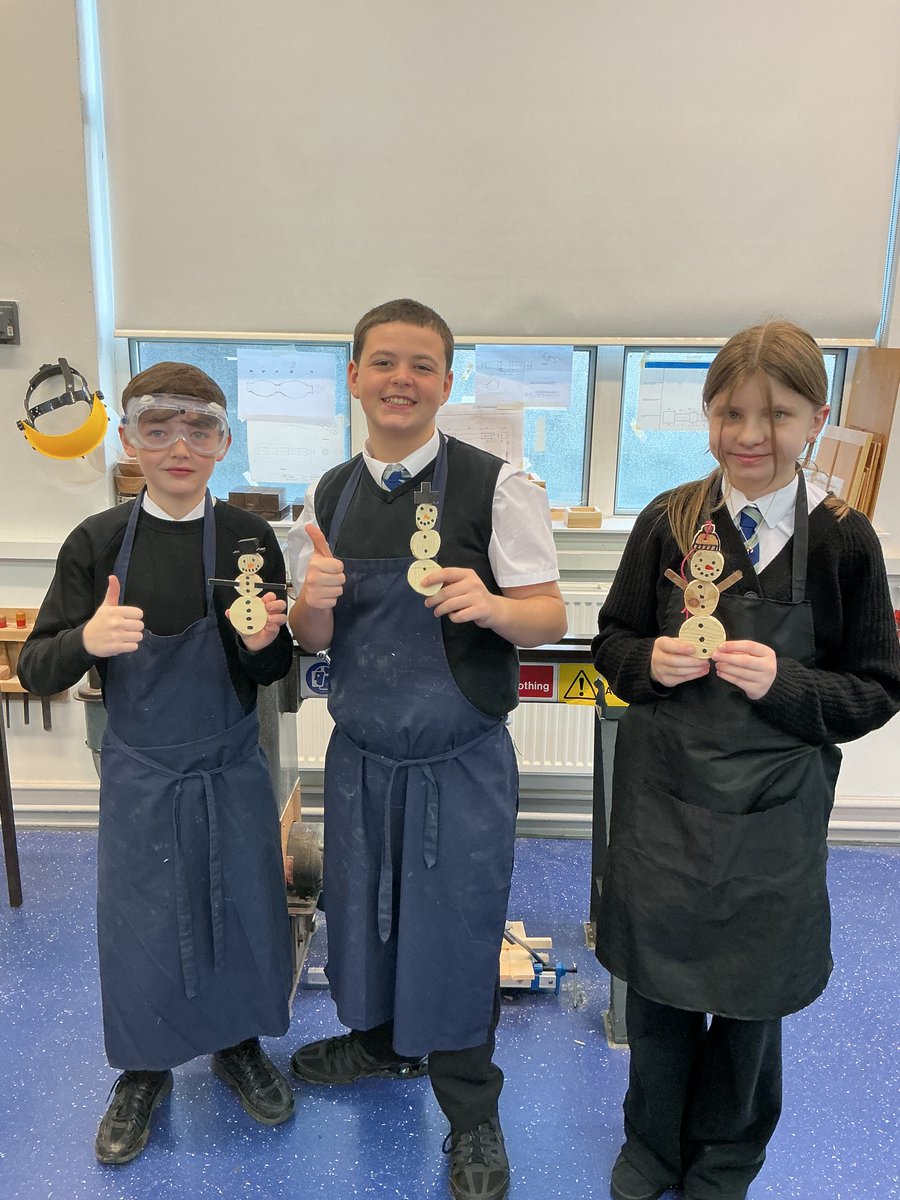 Technology Lourdes tweet media