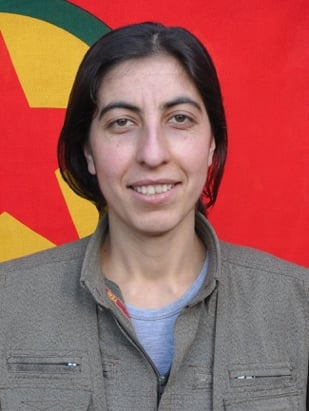 anfturkce3's tweet photo. HPG BİM, Öncü Komutanı Berfîn Nûrhaq ve Sema Roza’yı andı

HPG BİM, PAJK Meclisi, HPG ve YJA Star Komuta Konseyi, Apollo Akademiler Komutanlığı ve YJA Star Merkez Karargah Komutanlığı Üyesi Berfîn Nûrhaq ile Apocu fedai çizginin militanı Sema Roza’yı andı.
https://t.co/hMnJox1jHG https://t.co/sZPleWDfQb