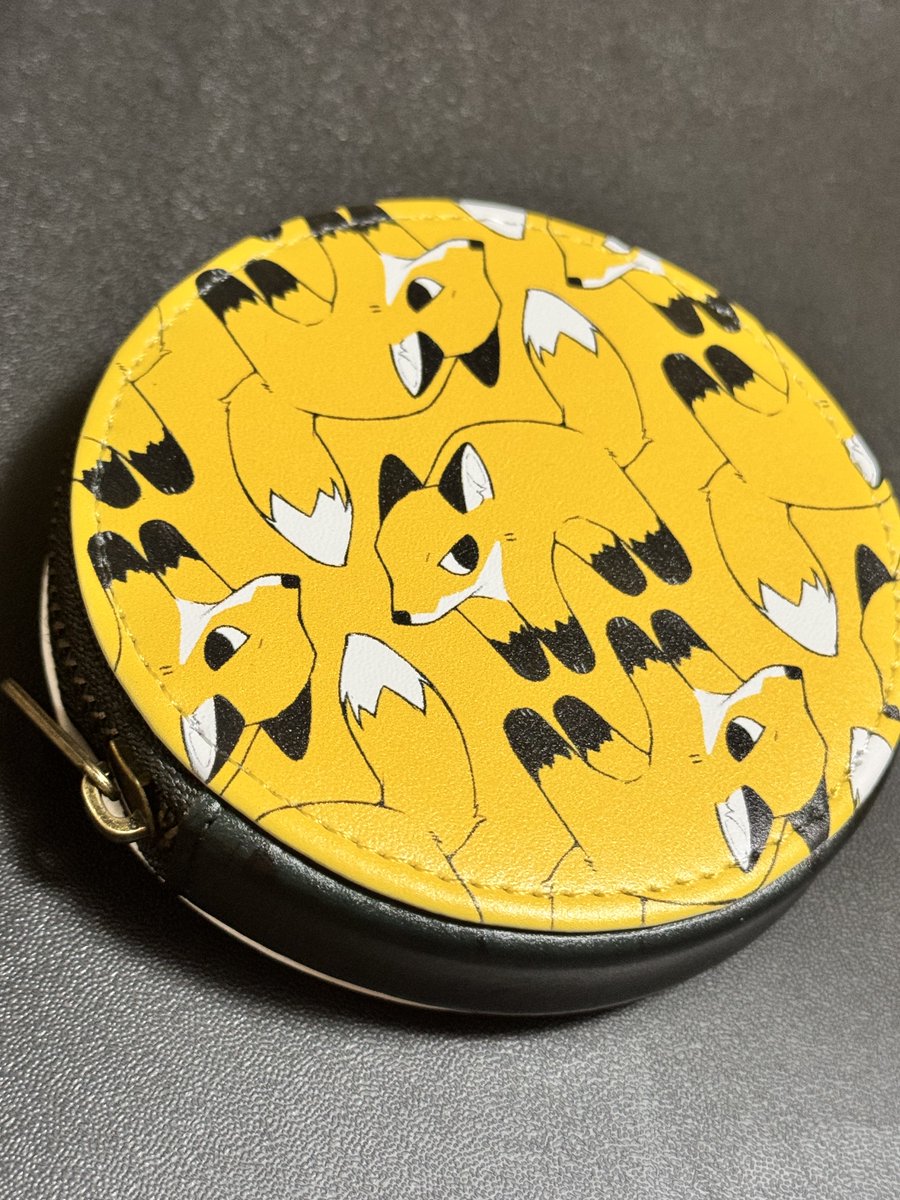 キツネﾁｬﾝグッズ、いろいろあります🦊🫰🏾