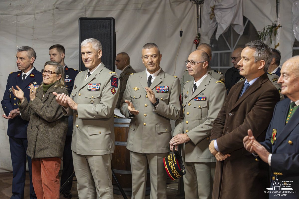 Gouverneur militaire de Paris (GMP) tweet media