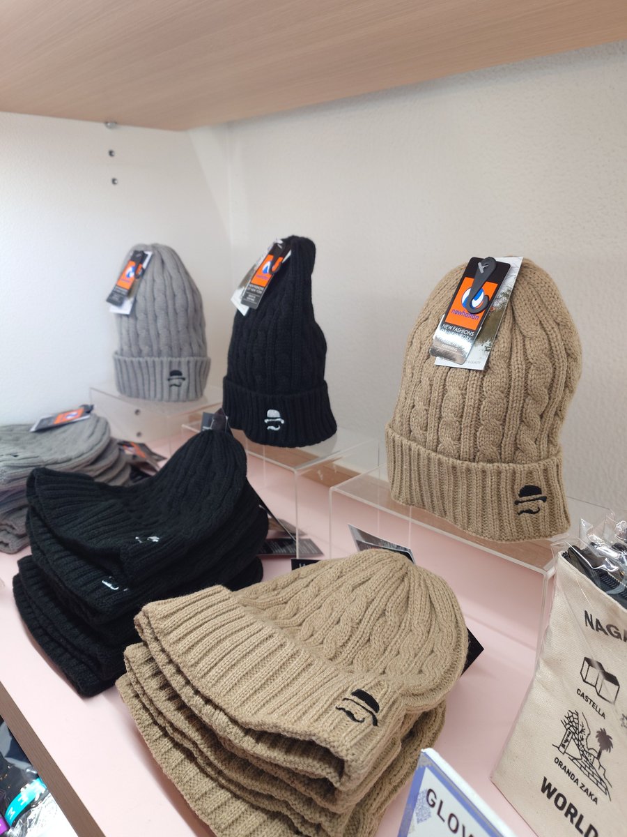 グラバー園ロゴ入りニット帽✨️／ 寒い日にピッタリの可愛いニット帽