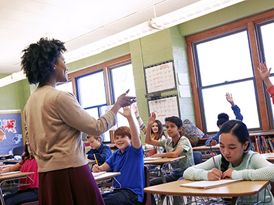 edwebnet's tweet photo. 20 Proven Teaching Strategies to Save Time and Maximize Impact 12/16 #edWebinar @VAI_Education https://t.co/1ZUFAgdtSe https://t.co/WCQOc6wPWk
