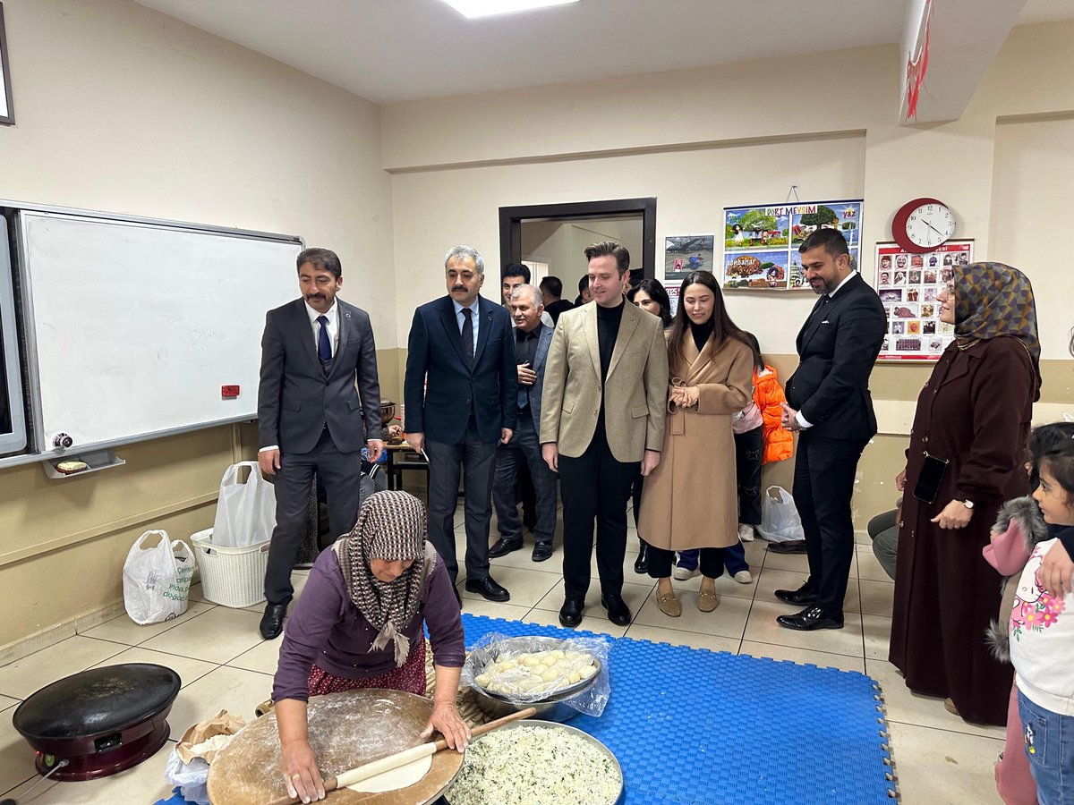 Mehmet Akif Ersoy ilkokulunun Filistin’e yardım kermesi,ilçe kaymakamımız sn. Tunahan NAS,Doğanyol kaymakamı sn. Ayşe KARACA NAS, ilçe milli eğitim müdürümüz sn.Mithat ÖLMEZ,kurum amirleri ve vatandaşlarımızın katılımıyla gerçekleştirildi.
<a href="/MalatyaMem/">MALATYA İL MİLLİ EĞİTİM MÜDÜRLÜĞÜ</a> 
<a href="/behcet_bakir/">behçet bakır 🇹🇷</a>