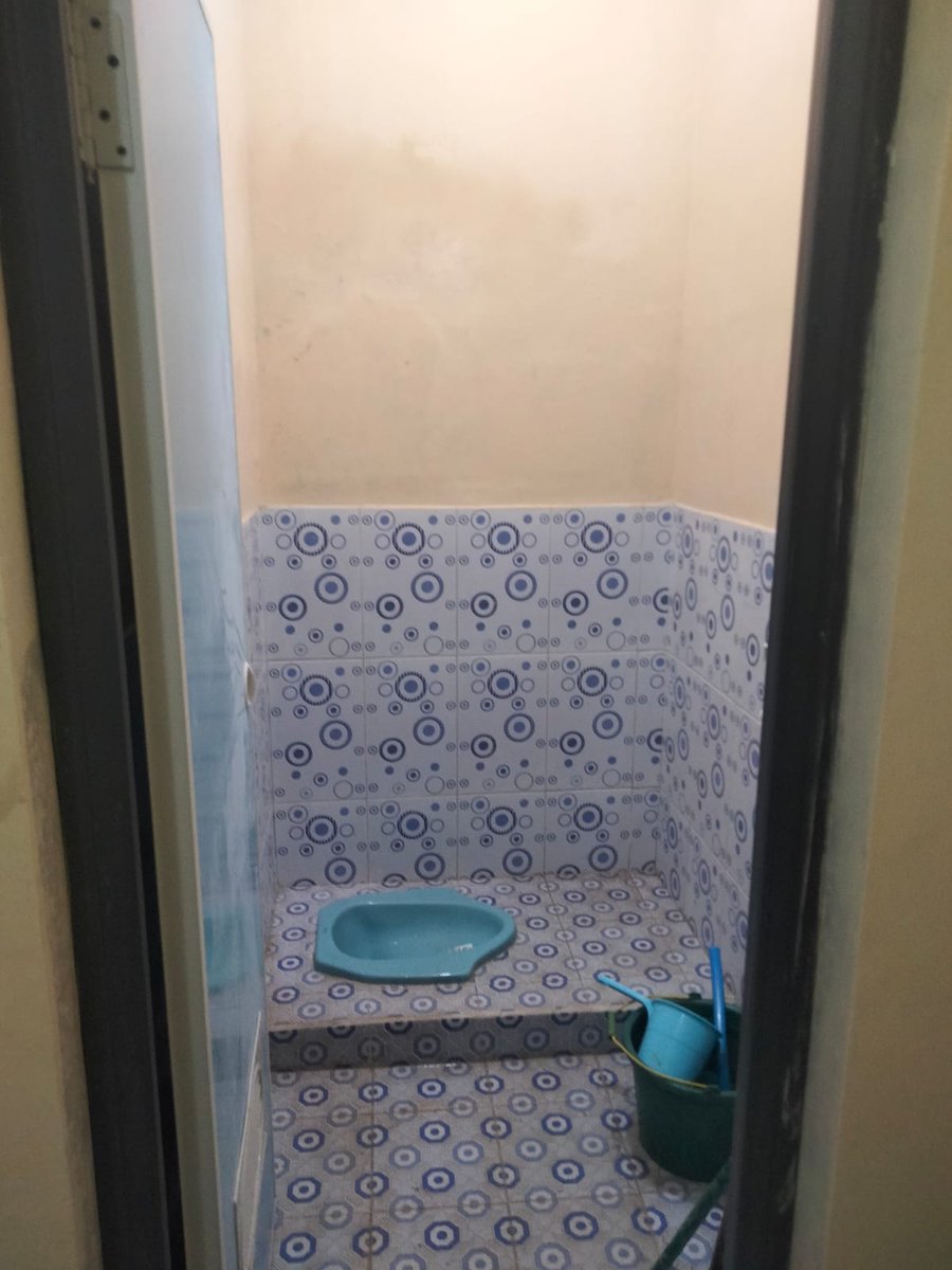 tegalfess's tweet photo. #PP Dikontrakan rumah, 2 kamar, dapur, ruang tengah, ruang tamu, kamar mandi. Lok belakang Sujoe Kafe (Susu Maju) Werkudoro. Strategis. Bisa cek/lihat dulu.

Tersedia 2 rumah. Cocok untuk pasutri/temen kost barengan.

Harga 9jt/tahun. Bisa nego. 

Hub 081911584586 / 082136995916 https://t.co/GTOI04U2wv