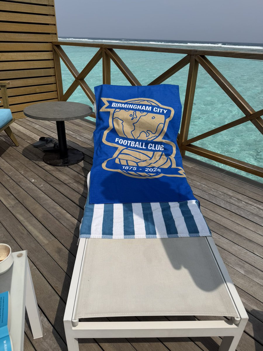 redditch_graham's tweet photo. Repping in the Maldives #bcfc https://t.co/yQUCBZhi2C
