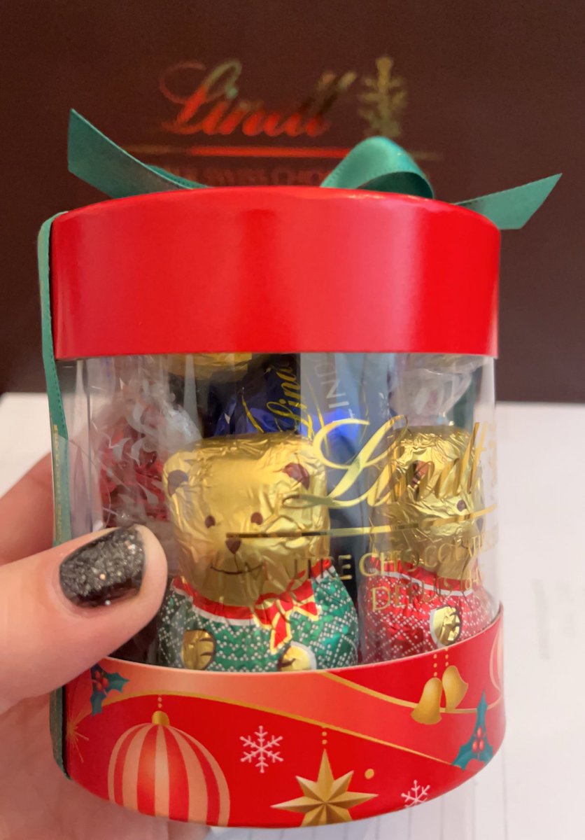 先週(出張前)に頂いてた 可愛いXmas🎄仕様のチョコ🍫はお久しぶりのR