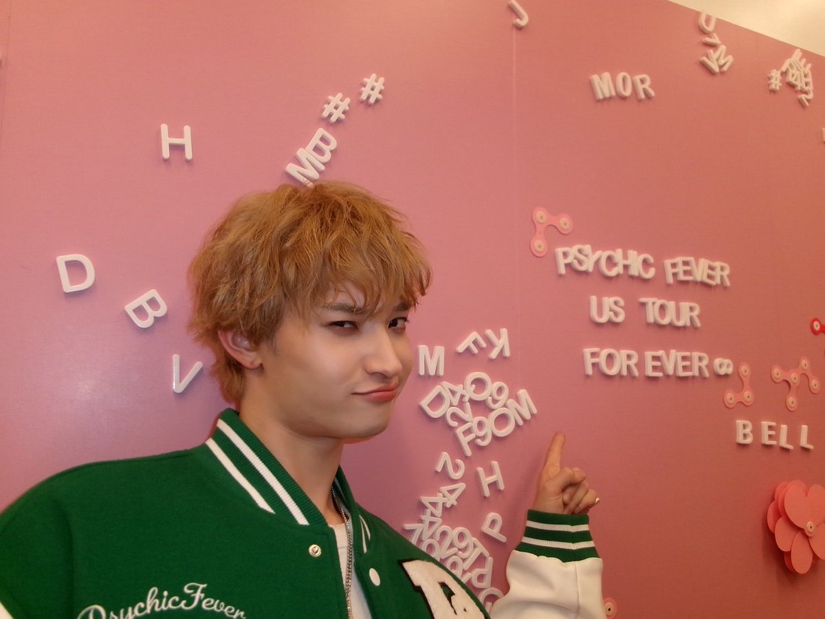 渡邉廉 セット 現在2位の廉くん👏✨ 1位目指しているので、 僕が持っている廉くんを