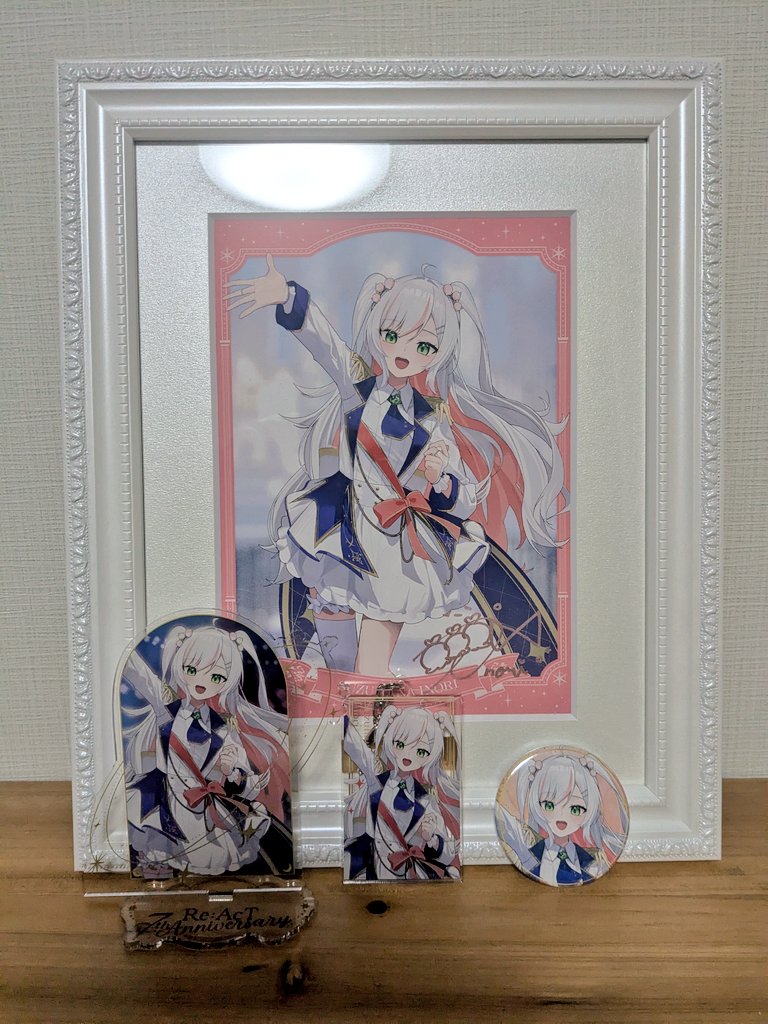 ついにRe:AcT周年の鈴花グッズ届いた〜〜〜！！！ しっかりランダム缶