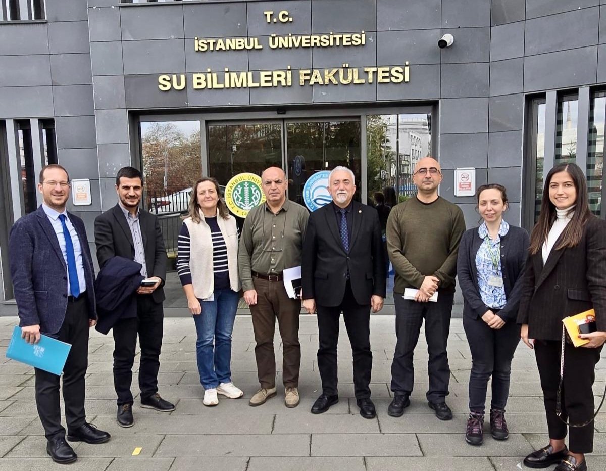 Sarıyer Belediyesi Başkan Yrd Sn Hüseyin Coşkun, İstanbul Boğaz Belediyeler Birliği ve İSKİ'den değerli temsilcileri ile Sarıyer / İstanbul derelerinin biyolojik çeşitliliğinin ortaya çıkarılması ve çevresel baskıların tespit edilerek önlem alınmasına yönelik toplantı yaptık.