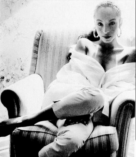 SVG__Collection's tweet photo. Sade Adu https://t.co/SxgF8CvES6