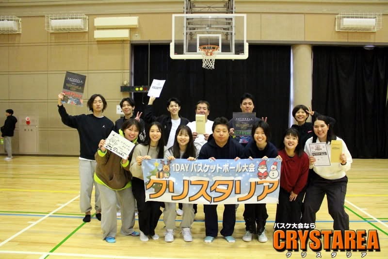 クリスタリア tweet media