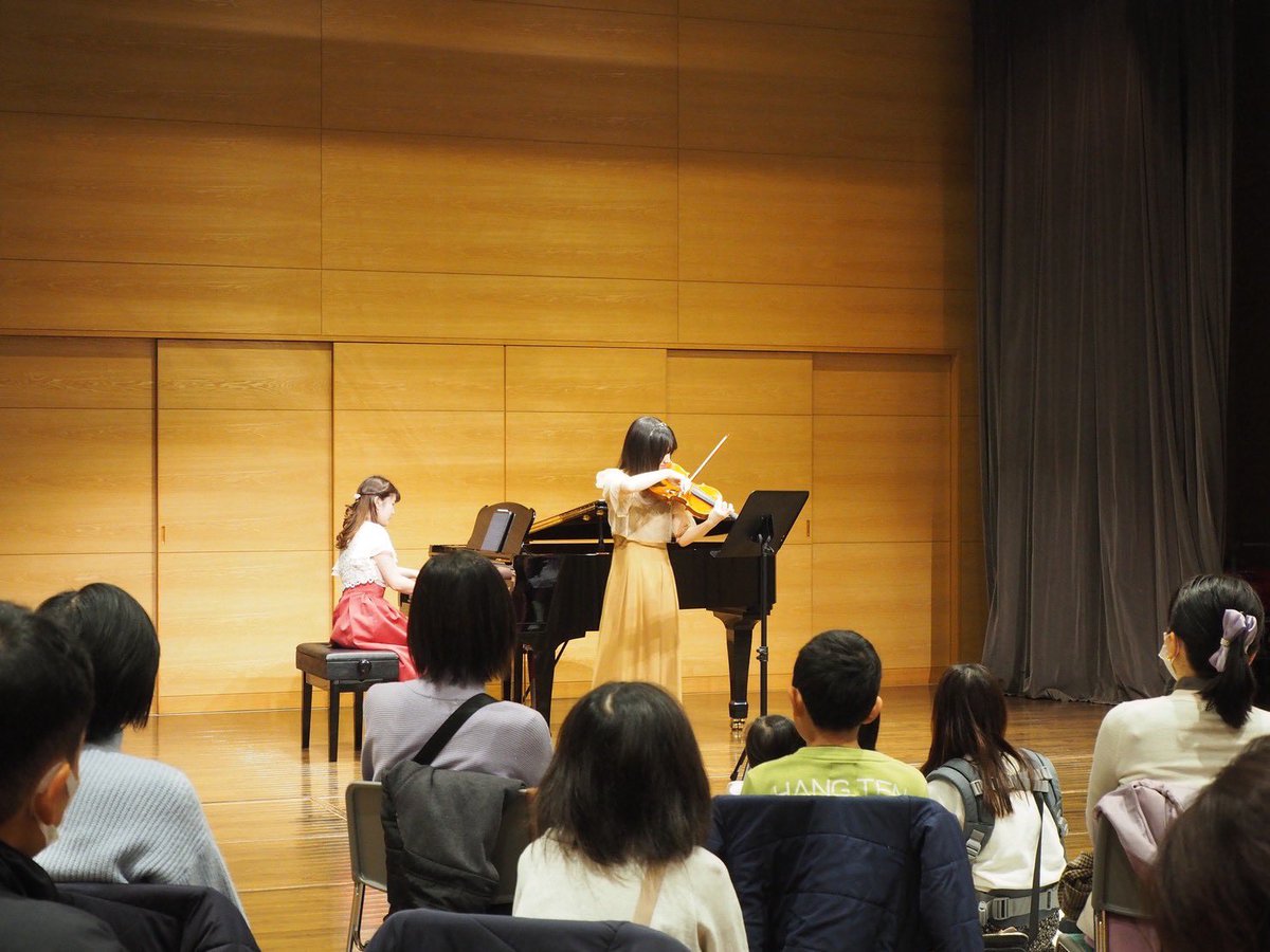 Colors music school tweet media