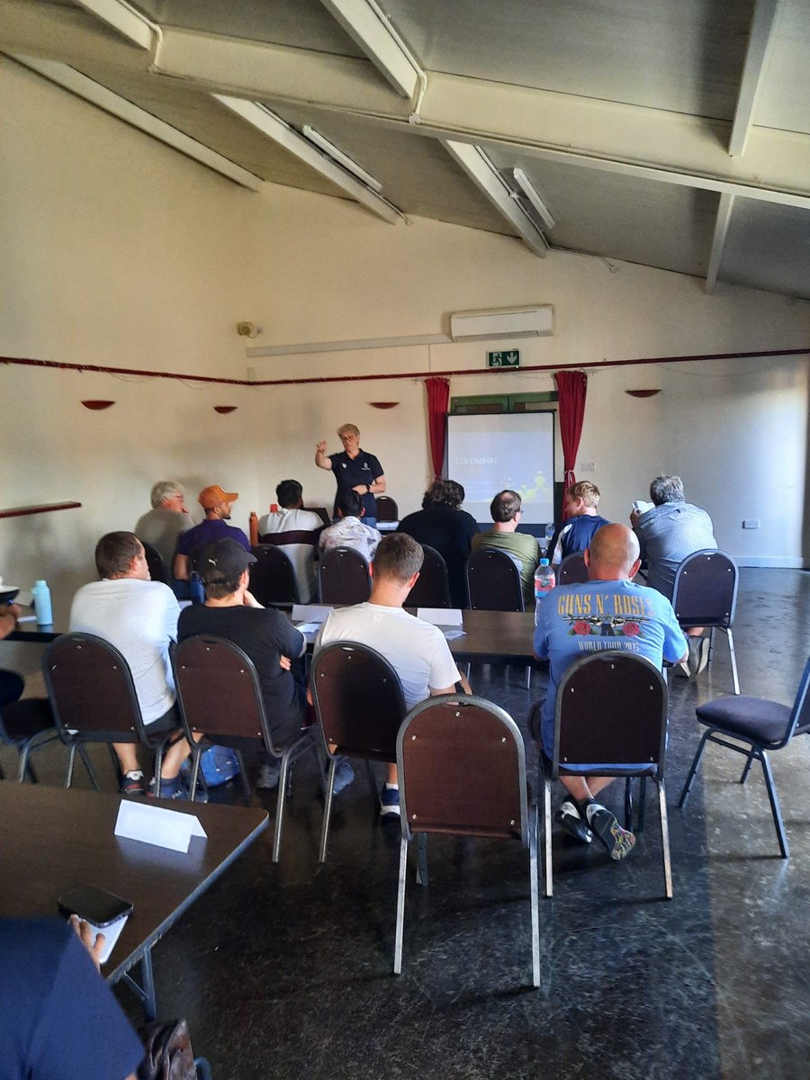 SteelbacksF's tweet image. Christmas Countdown 11/12 🎄

Without Umpires, there is no cricket and they have played a vital role in all of our cricket in 2025!☝

56 attend courses and train as Umpires. This included 18 females who attended a female only course. 👏

More info 👉 jim.hawkins@nccc.co.uk 📩