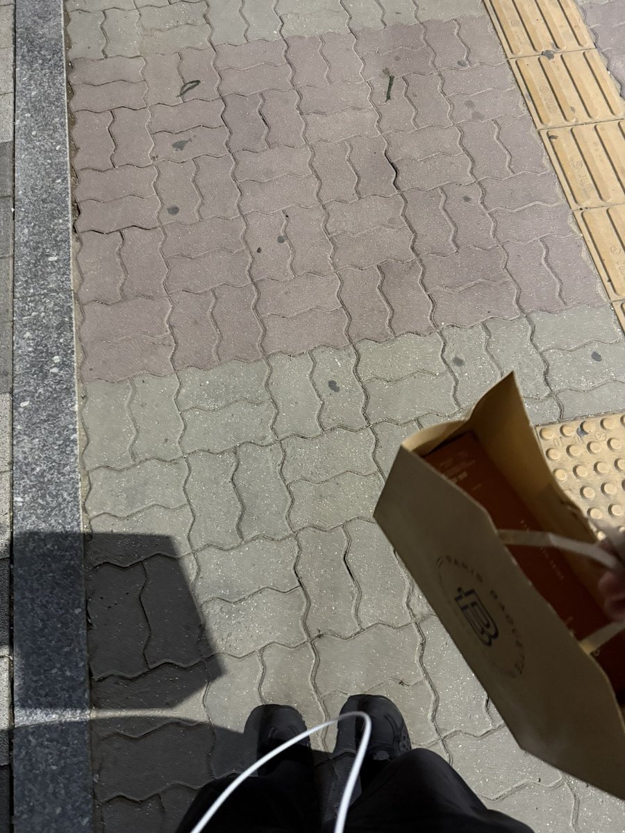 뚜벅 뚜벅