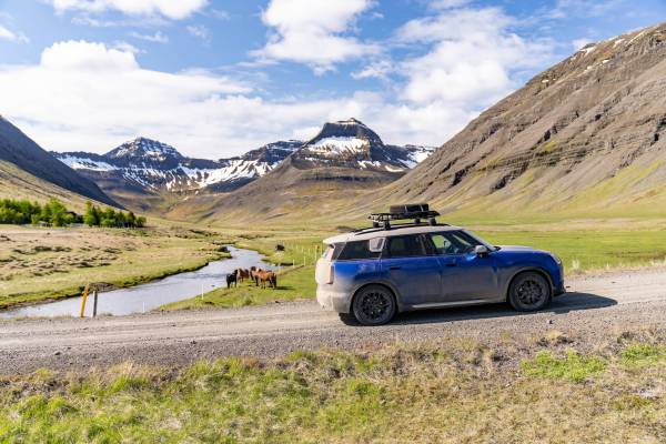 CLUBMINIMEX's tweet photo. MINI: el compañero perfecto para vacacionar.

### **MINI se Reivindica como el Compañero Ideal para tus Aventuras Invernales**

Con la temporada de fiestas a la vuelta de esquina, las carreteras se convierten en el escenario perfecto para escapadas m

https://t.co/smK5gOhhHm https://t.co/Q90IEOFXVl