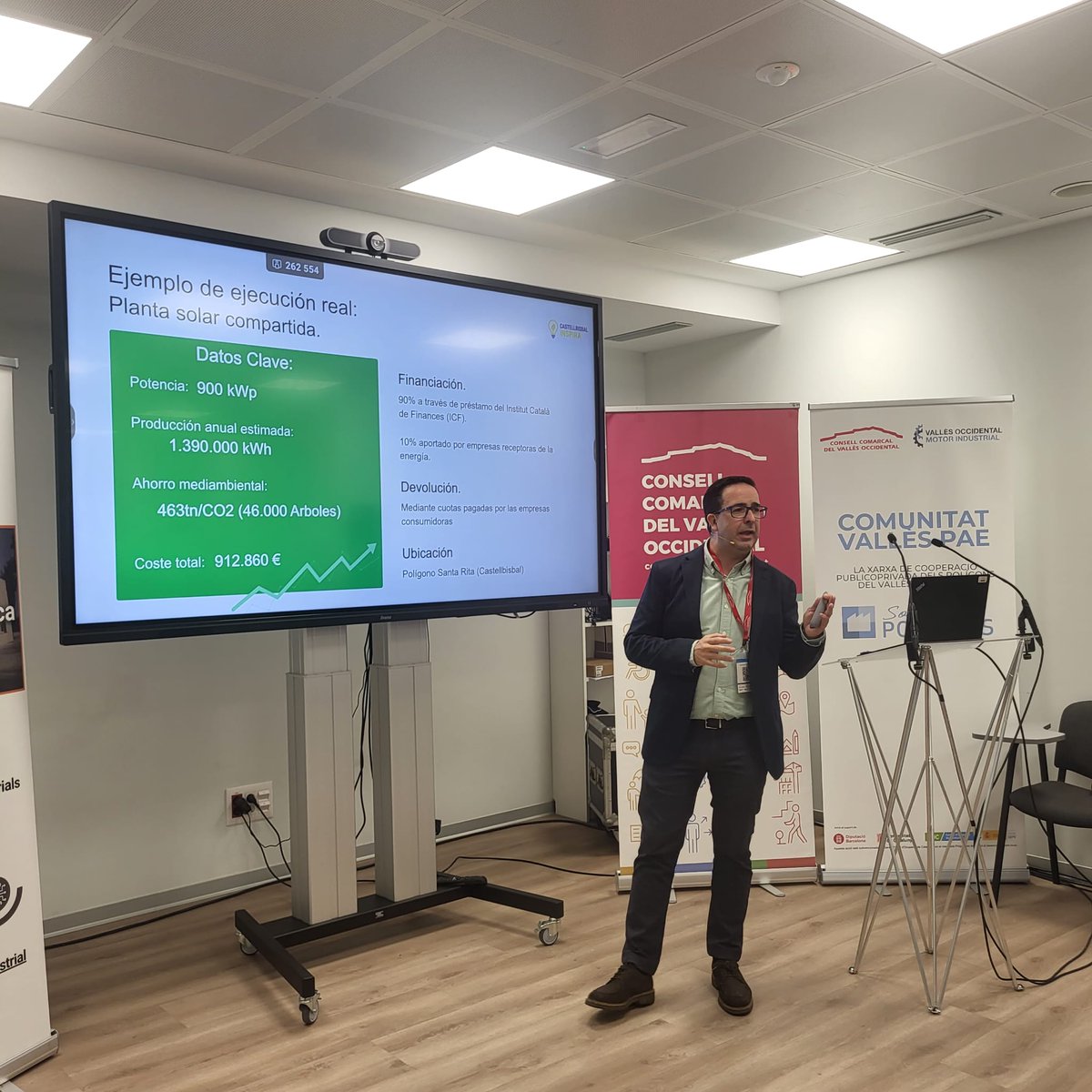 La comunitat energètica Castellbisbal Inspira ha participat a la jornada Vallès PAE com a exemple de transició energètica als polígons industrials. 🏭Castellbisbal continua avançant cap a un model energètic més sostenible.🌱🌞
<a href="/consellvallesoc/">Vallès Occidental</a>
#promocióeconòmicacastellbisal