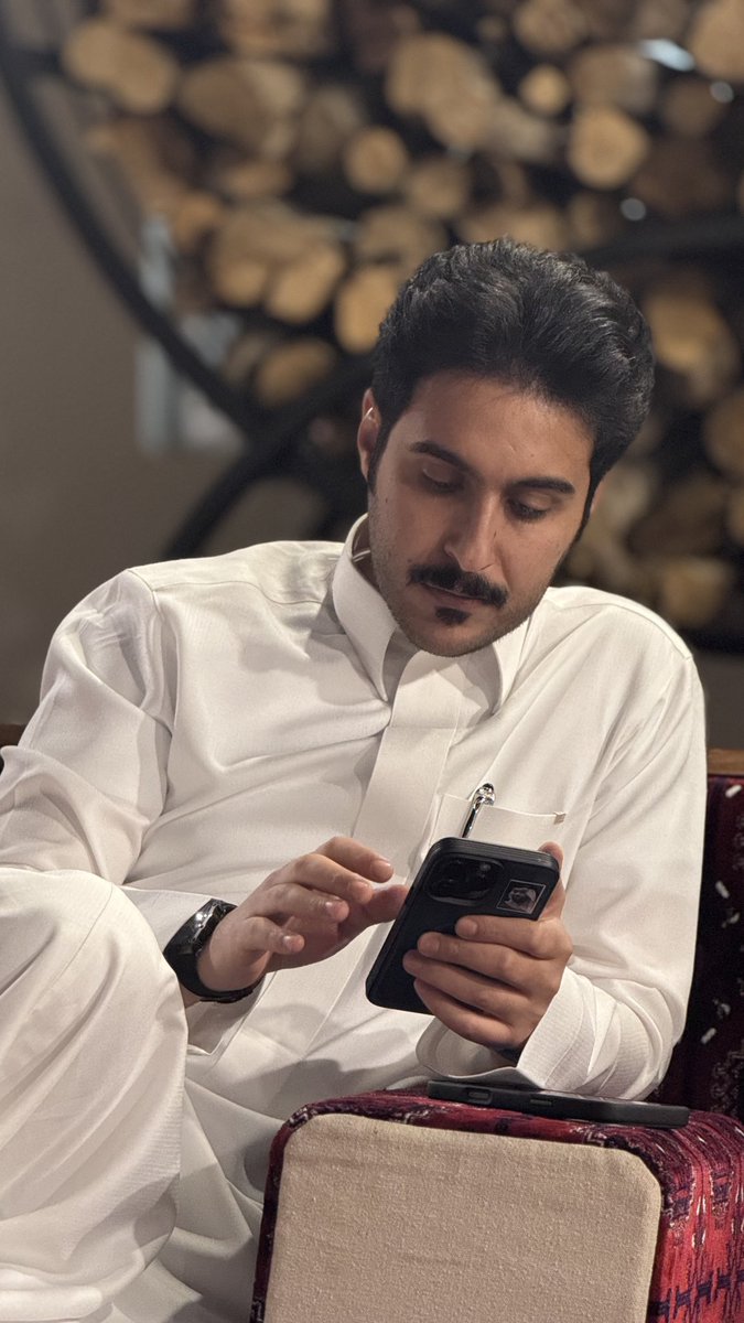 الحمد لله الذي رزق الصديق الغالي بدر الشمري #ابو_حصه، السلامة، وأنجاه بلطفه ورحمته.
اللهم شفاءً عاجلًا تامًا، لا مرض يعقبه، ولا وخزة ألم تقتفيه.

.
.

اللهم هوَّنًَا ولطفًا من عندك، ورحمة واسعة بدخيل القحطاني، ربِّ، يا من يجيب دعوة إذا دعاه، وعدتنا «ادعُوني أستجب لكم»، دعوناك كما