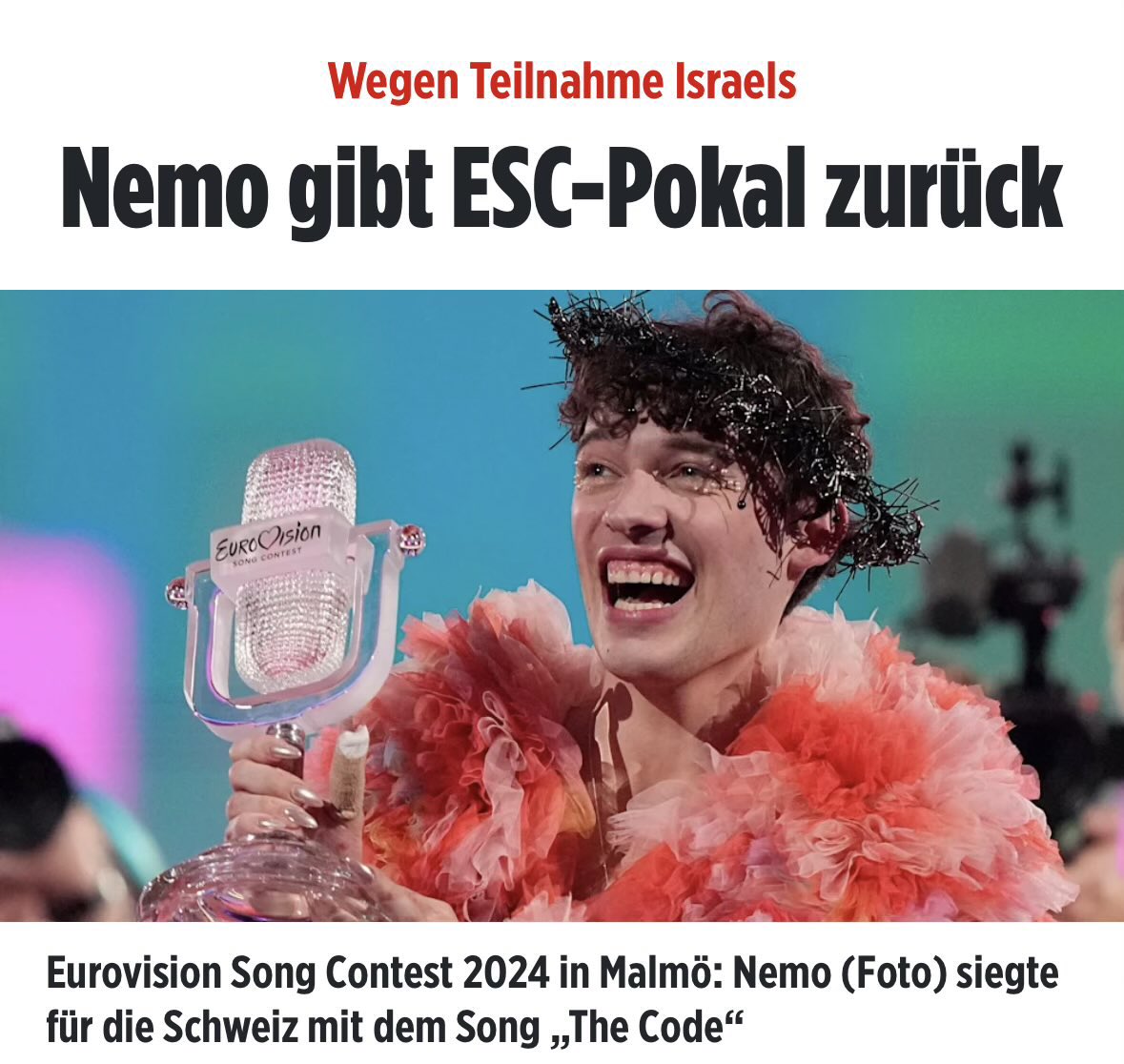 Sein ganzes Leben wurde er angefeindet, weil er in der Minderheit- und anders ist.
Jetzt sticht er dem einzigen jüdischen Staat, der im Nahen Osten in der Minderheit- und anders ist, und aus 7 Windrichtungen angegriffen wurde, in den Rücken.
Das beweist nur eins:
Pure Verblödung!