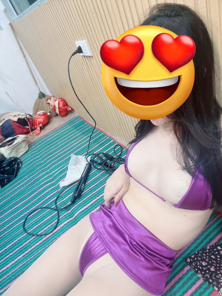 วันนี้เสรีภาพ ฮังเลย์   มาให้ติ้บหน่อย