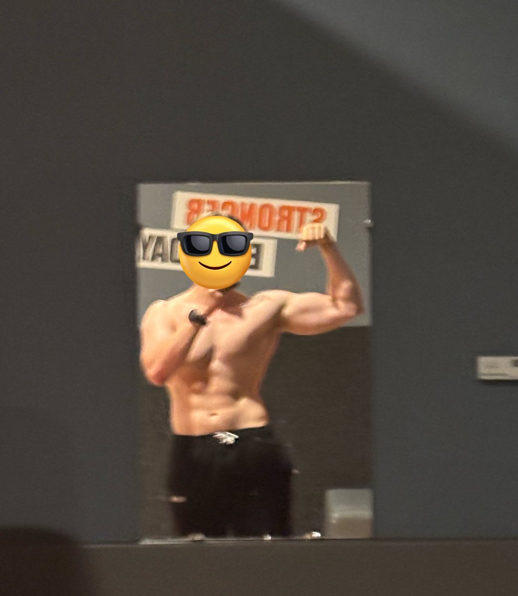 Mr client tweet media