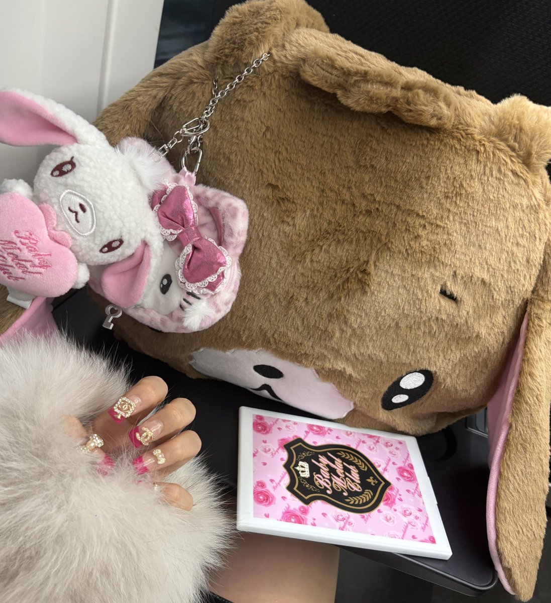 myumi2001's tweet photo. 넘기욥죠
근데 키링 티지씨파티에서 잃어버림 너무슬퍼...
나도사야돼ㅜㅜ🥹 https://t.co/Yh3FZtVgGZ
