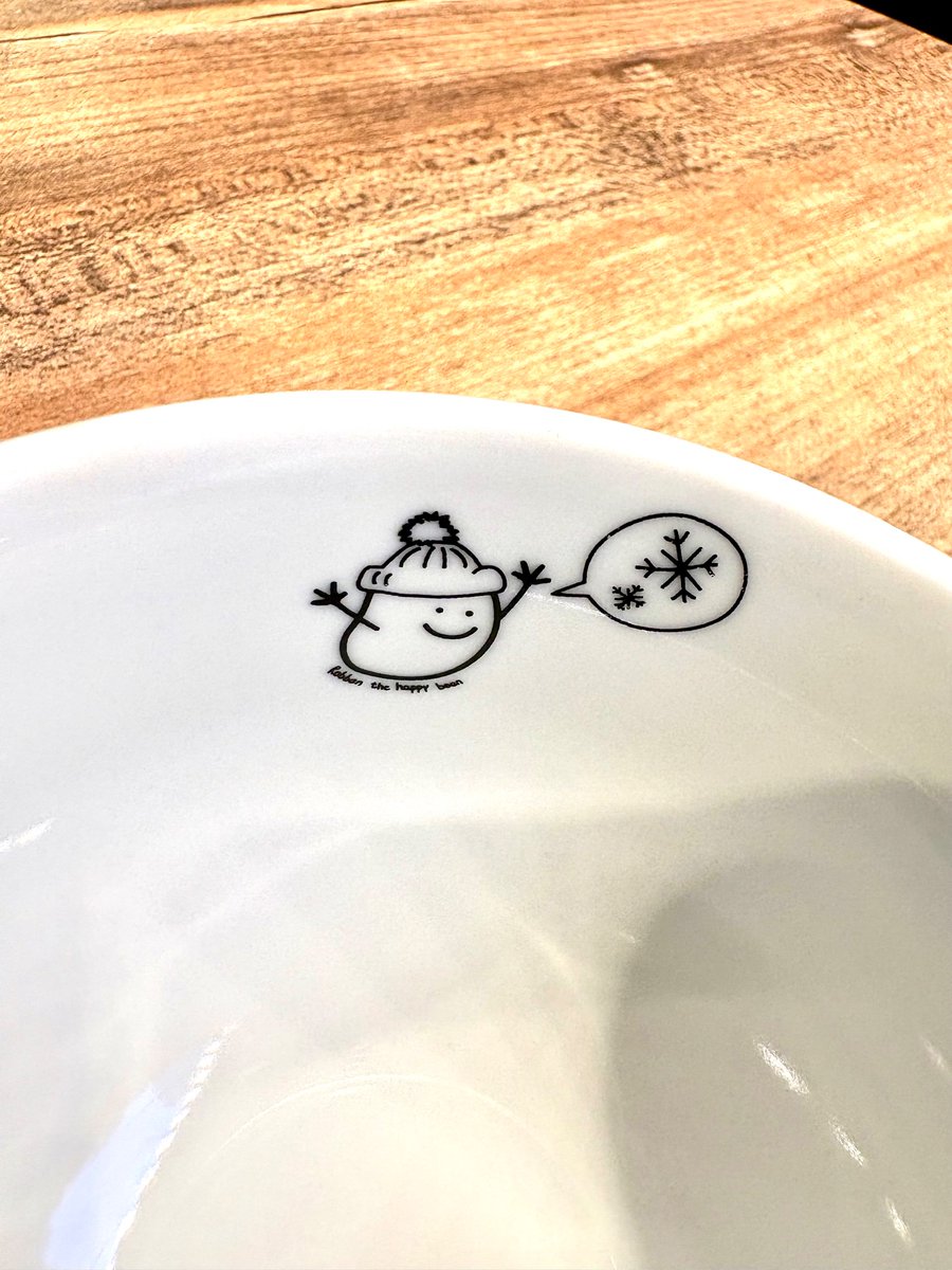 robertscoffeeja's tweet photo. ロバーツコーヒーのキャラクター
ロバンくんのサンタバージョン🎅

クリスマスシーズン限定で店内用マグカップにデザインされてます✨

可愛くて癒されます〜🥴 https://t.co/DF7aiARTUU