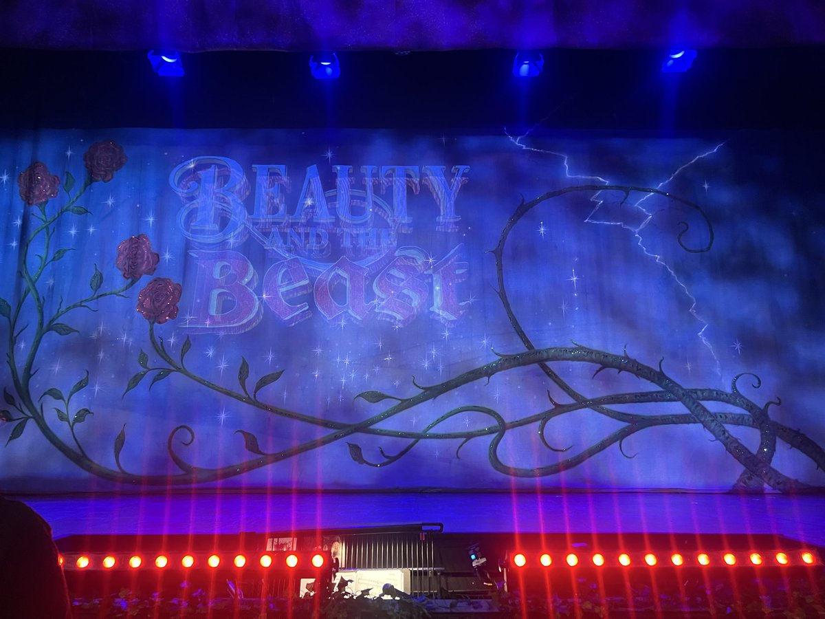 St Josephs 💛 tweet media