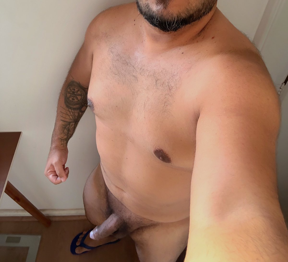 beefycubbr's tweet photo. sexta feira pedindo! https://t.co/HXQfw4KyG4
