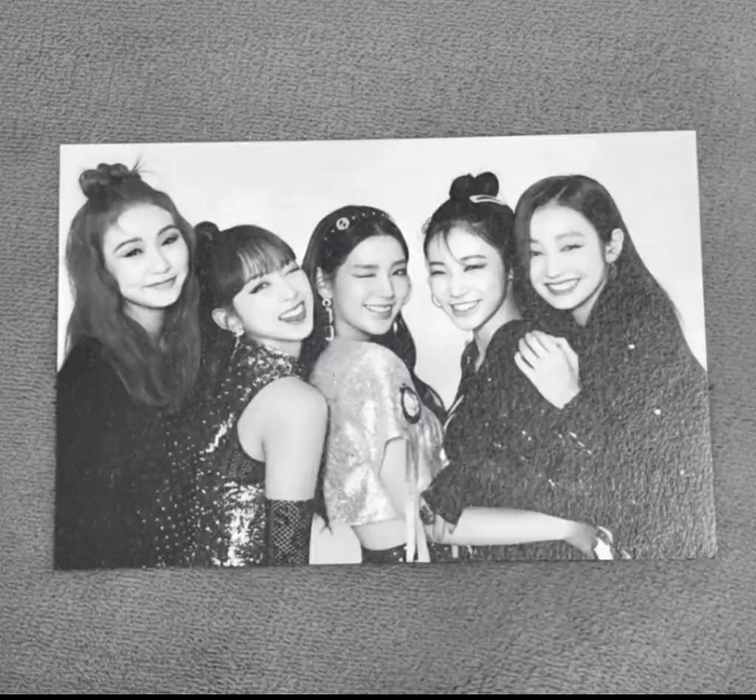 Leo94515413's tweet photo. @WillFebrian Syedih😭😭🔐 https://t.co/PgILw5EuMv