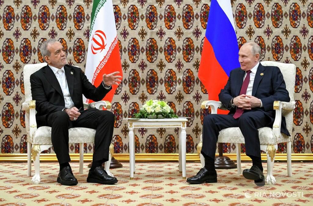 Iran's President in meeting with Putin: We appreciate Russia’s support for Iran’s international policies. I am monitoring the Rasht–Astara railway weekly; the entire route will be completed by year’s end. We are determined to expand Iran–Russia ties under the strategic agreement