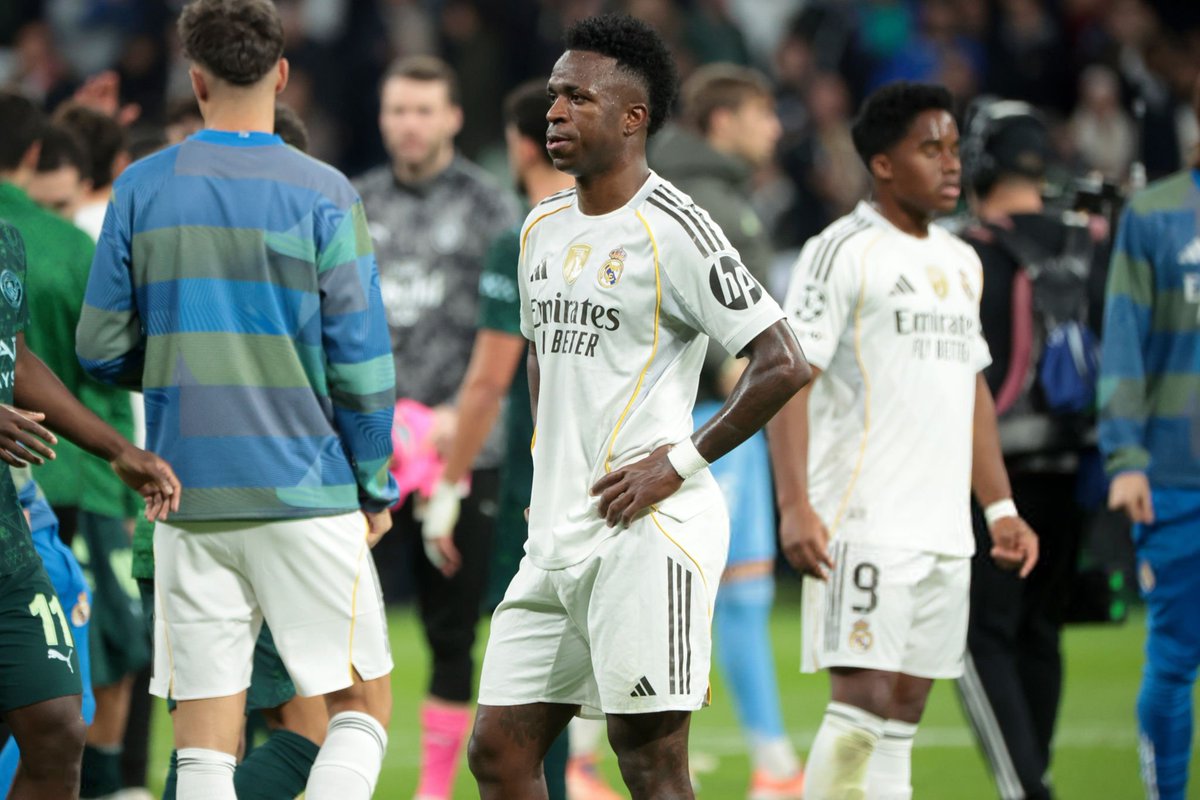 🚨 عـاجـل — ELMUNDO | وجه النادي رسالة إلى اللاعبين : "تقدموا للأمام وإلا ستكونون أنتم التاليين الذين سيتم إستهدافهم".