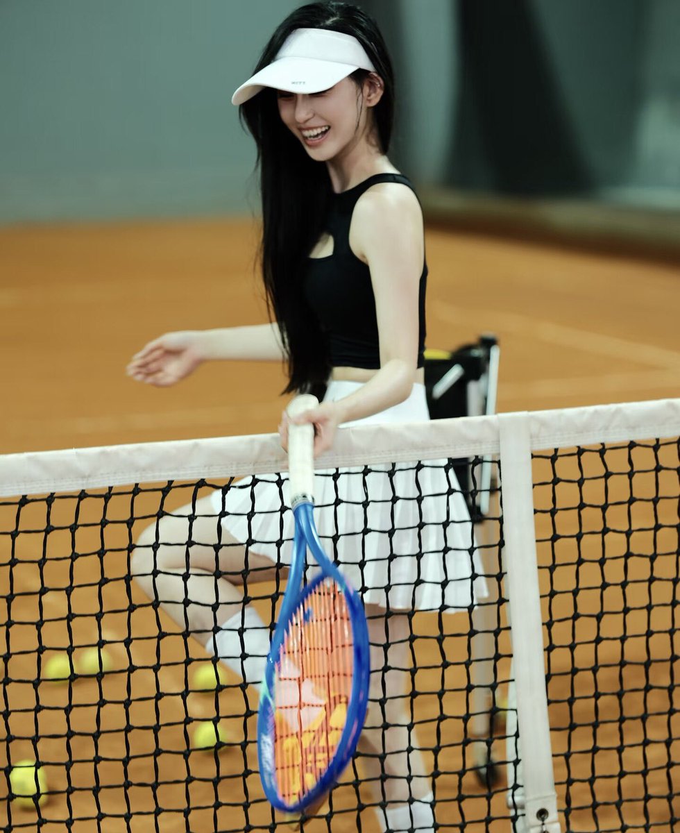 LiJiaYu52's tweet photo. Sports make me happy. https://t.co/txUF6Q8IPU