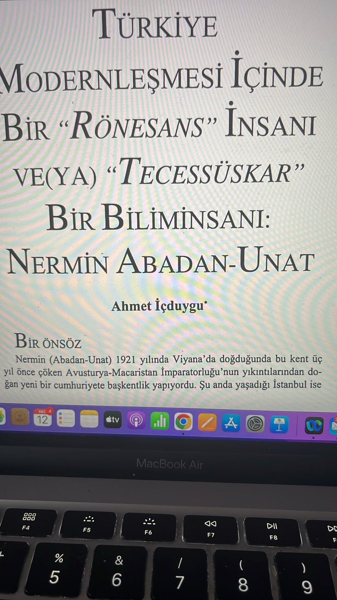 Çok değerli Nermin hocamızı, dostumuzu, Cumhuriyet’imizi temsil eden bir yaşamı kaybettik. Büyük kayıp. Başsağlığı diliyorum.  2001 yılında onu anlattığım makalenin ilk sayfasını ekliyorum.
