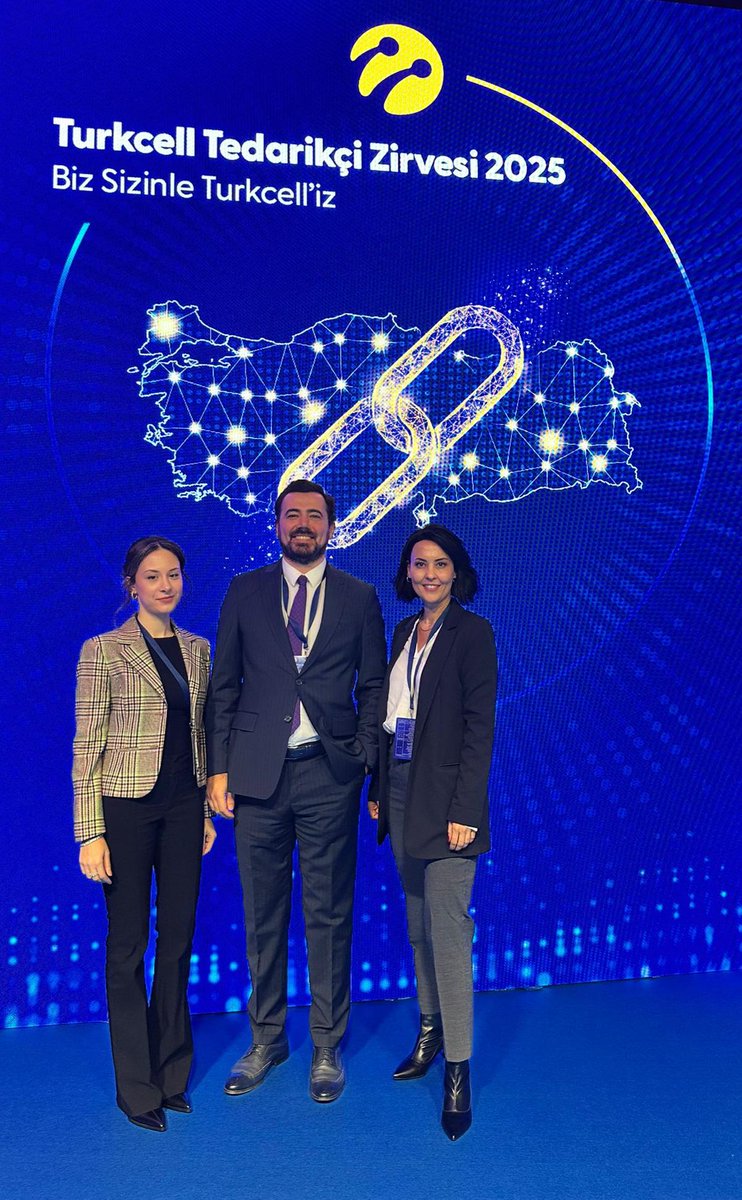 Turkcell tarafından yerli ve yenilikçi teknolojileri desteklemek amacıyla düzenlenen Tedarikçi Zirvesi 2025’te, birlikte değer ürettiğimiz ekosistem paydaşlarıyla bir araya geldik. 

Güçlü ortaklıkların güçlü sonuçlar ürettiğini gösteren bu buluşmada; 5G’ye geçiş sürecinde yerli