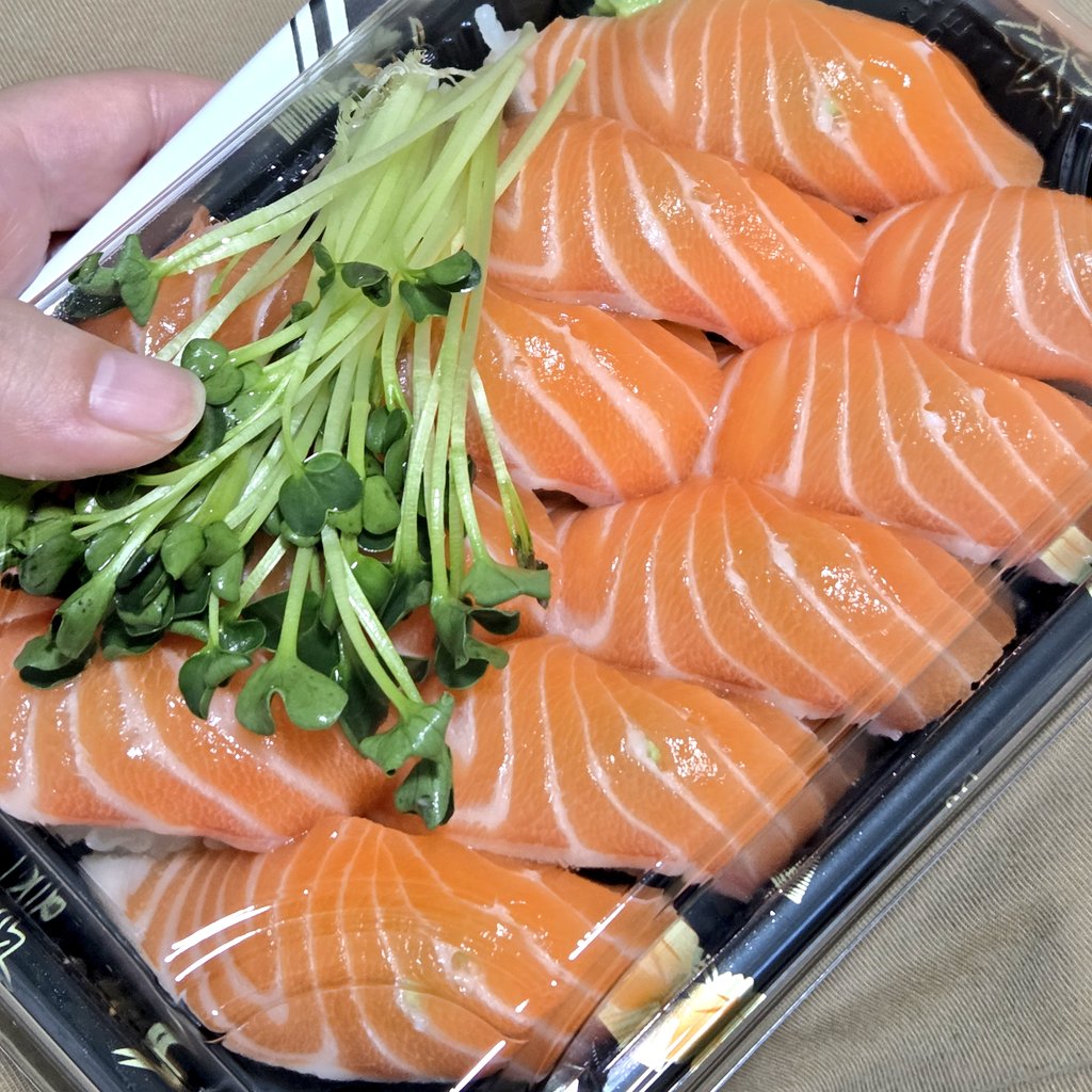 rib2bit's tweet image. #저녁빱
님어제먹었잖아요?
ㄴ 마시멜로이야기에서 참을성없는 아동의 미래가 나다.