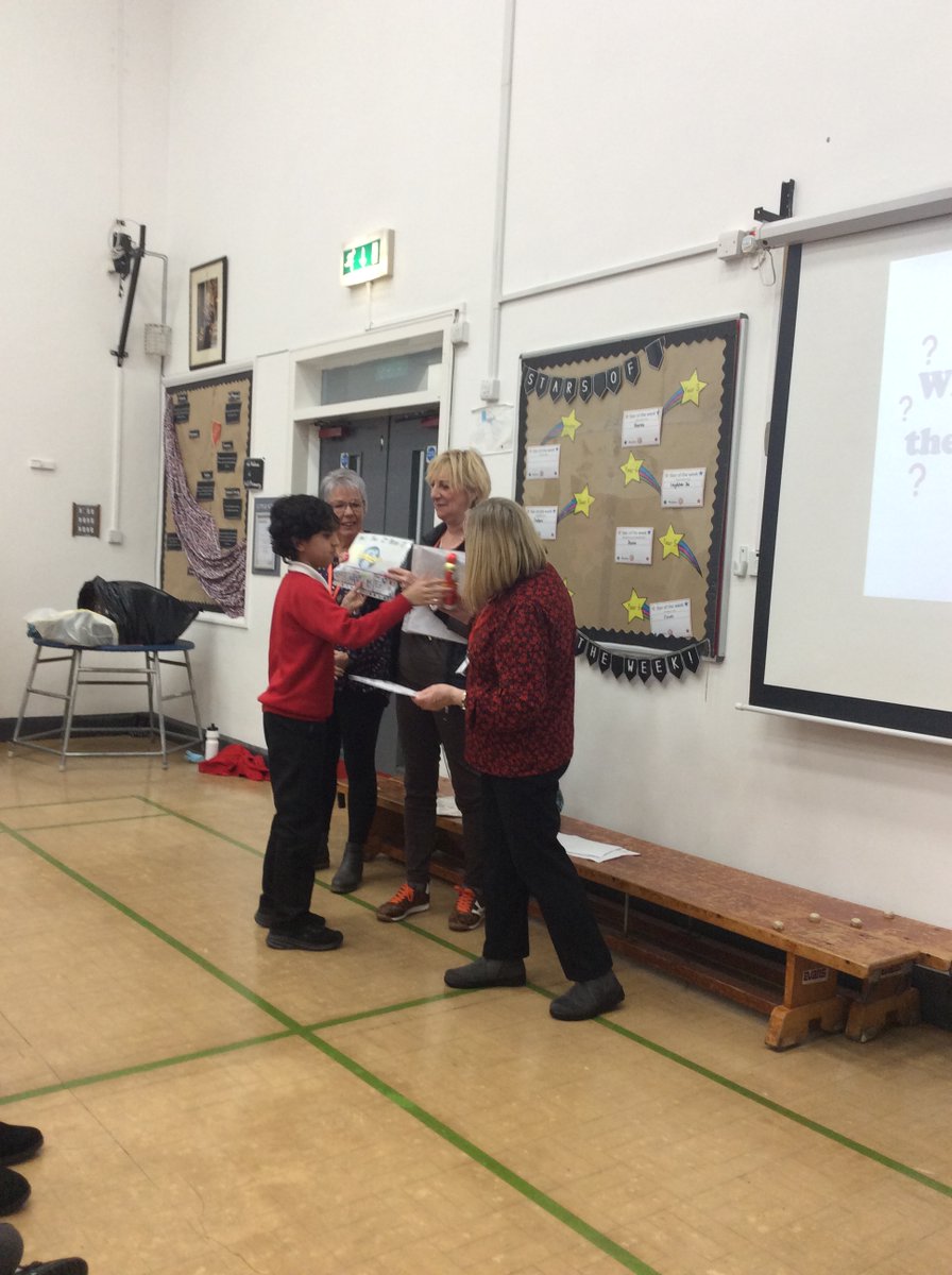 Hurst Hill Primary tweet media