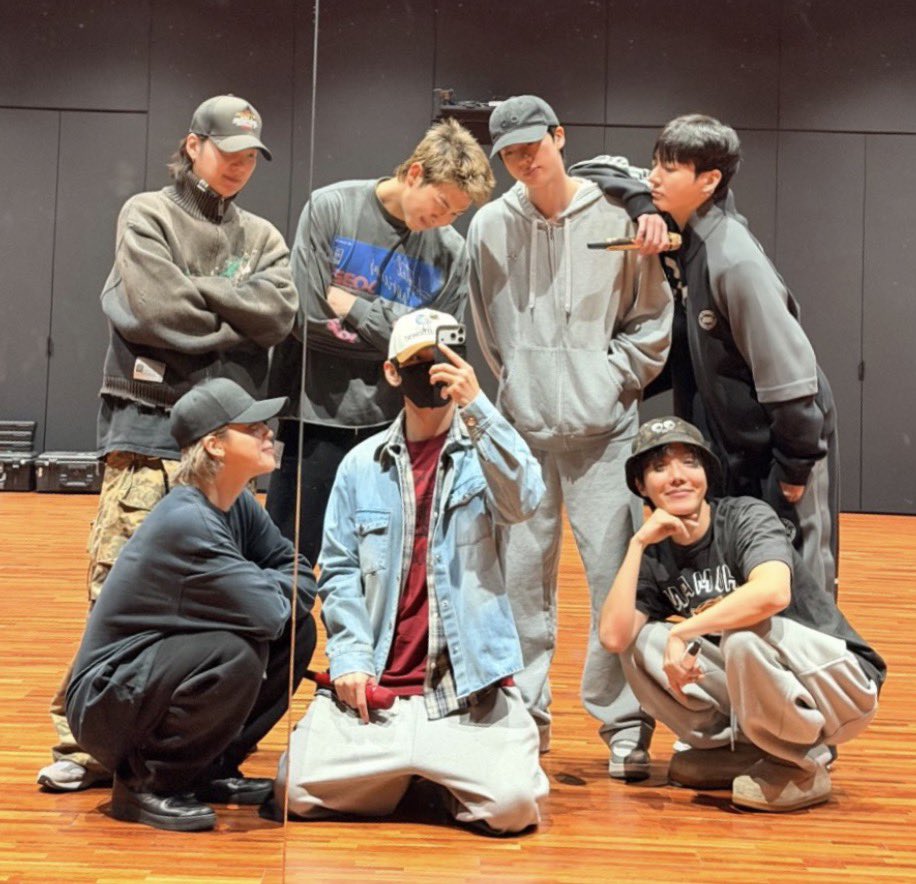 jkyk_97's tweet photo. 😭😭😭︎😭😭😭😭💕︎ https://t.co/fe7VSzz6Bd