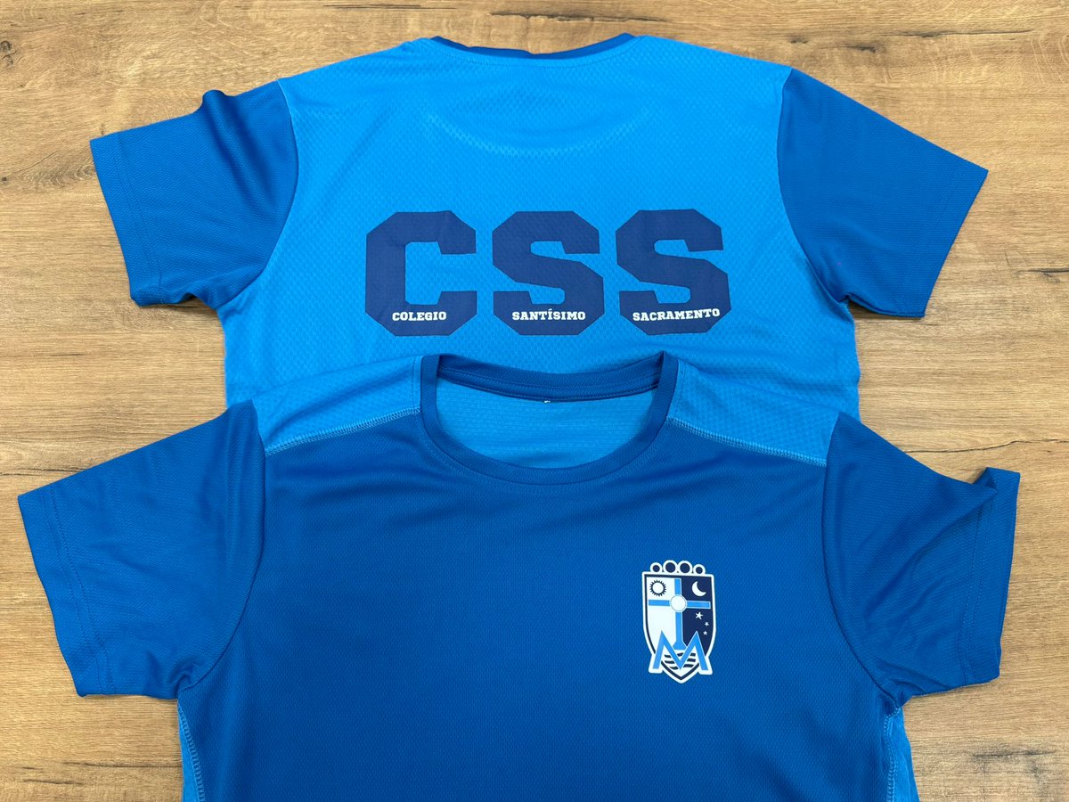FosburyTextil's tweet photo. 💙✨ ¡ Nueva camiseta de entrenamiento Colegio Santísimo Sacramento!

Diseñada en su característico color azul, esta camiseta acompaña a todos sus alumnos en sus entrenamientos.

➕ Solicítanos tu diseño personalizado para tu colegio o club.

📲 672696216 https://t.co/bip7uCDOdx