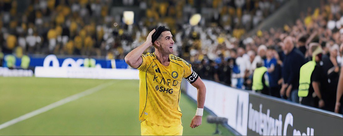 رسميًا…مستحوذو نادي #النصر الموسم القادم

شركة القدية بنسبة(85%)🟡
الأسطورة كريستيانو رونالدو بنسبة(15%)🟡

سيشهد التاريخ أن الأسطورة كريستيانو لم يعشق نادياً كما عشق النصر
وسيكتب التاريخ أن كريستيانو اعتزل لاعبًا نصراويًا
وسيُكتب التاريخ أن كريستيانو يملك 15%من النادي…للـأبد👏🏻