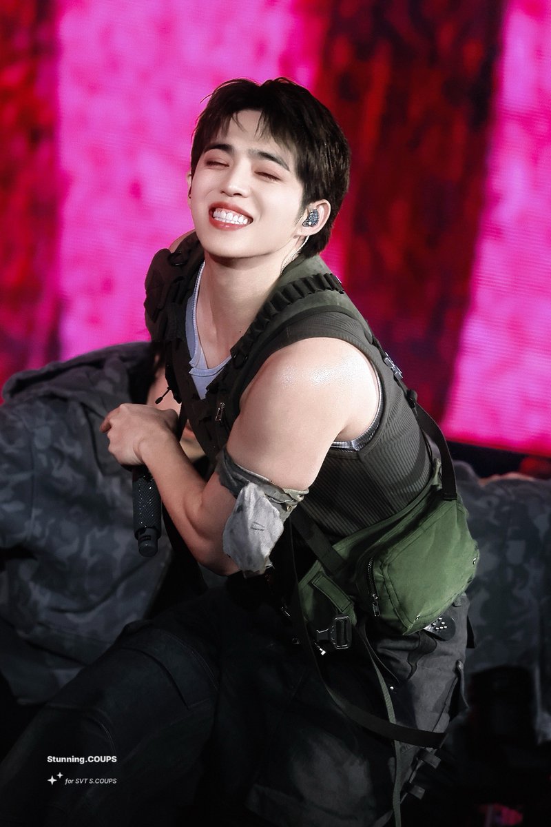 Stunning_COUPS's tweet photo. https://t.co/nlIx07xlLy