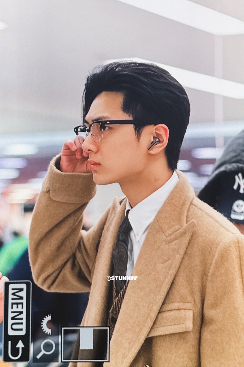 stunnin_jay's tweet photo. 251212 HND 아 멋있어 ..
#제이 #종성 #JAY #엔하이픈 #ENHYPEN https://t.co/kHkMApntX1