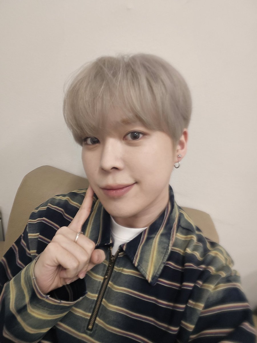 VERIVERY tweet media
