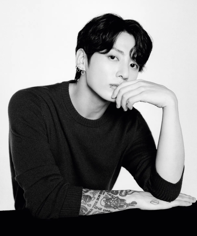 Vanity Fair France on Jungkook:

"Icon of a generation"