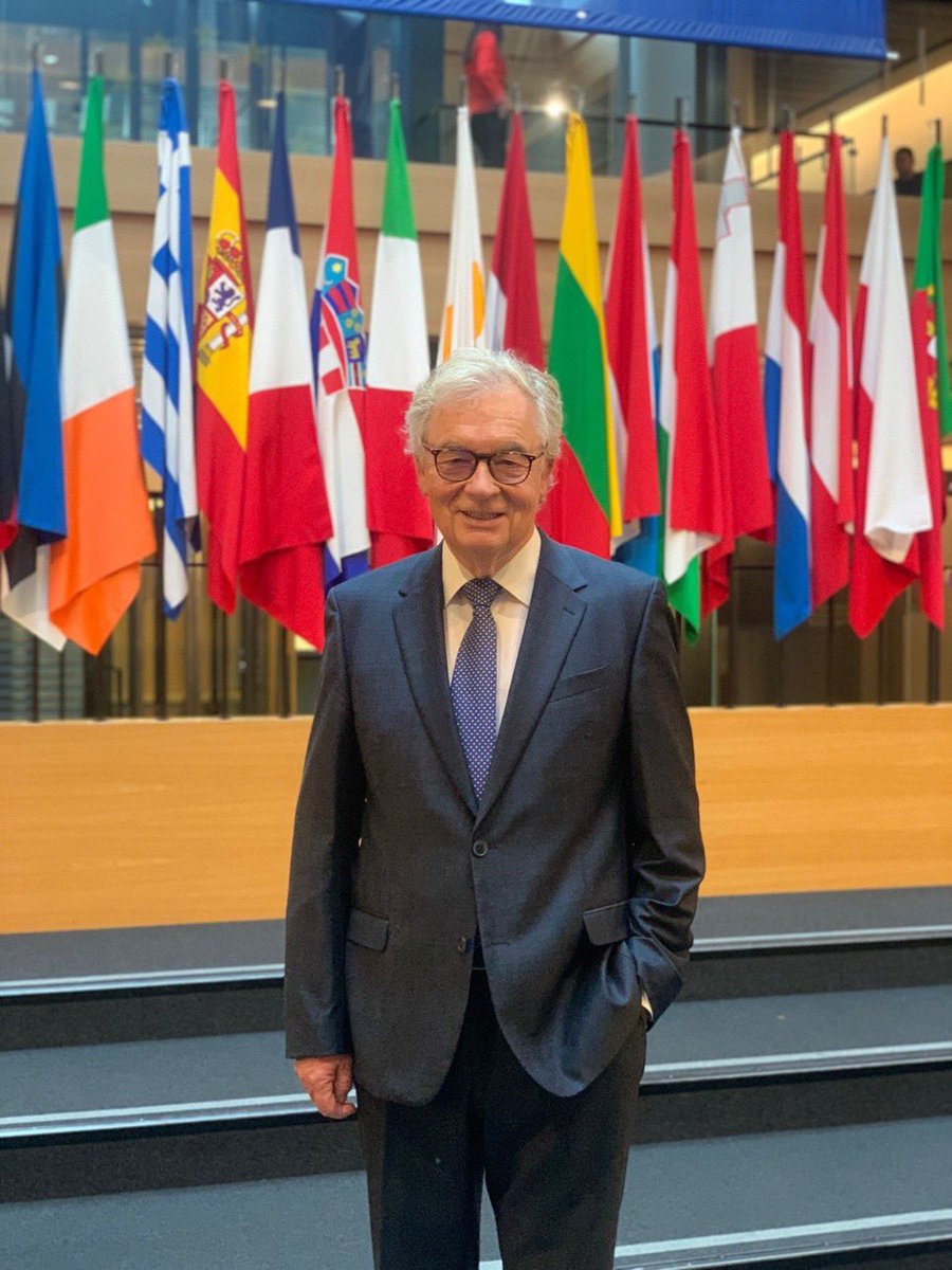 Dans un livret de 45 pages intitulé « Face à l’extrême droite, plus que jamais journalistes », la CFDT appelle les journalistes au militantisme politique, à la manipulation de l’information, à la guerre idéologique! Un vrai scandale!
Retrouvez ma tribune sur <a href="/BVoltaire/">Boulevard Voltaire</a> !