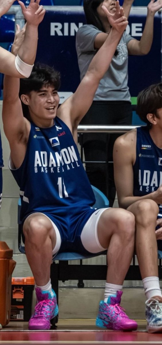 KweenFalcon's tweet photo. Happy Birthday Josh 🥳

Let's gaur !!! 😤🥴 https://t.co/GXJfK0SqNw