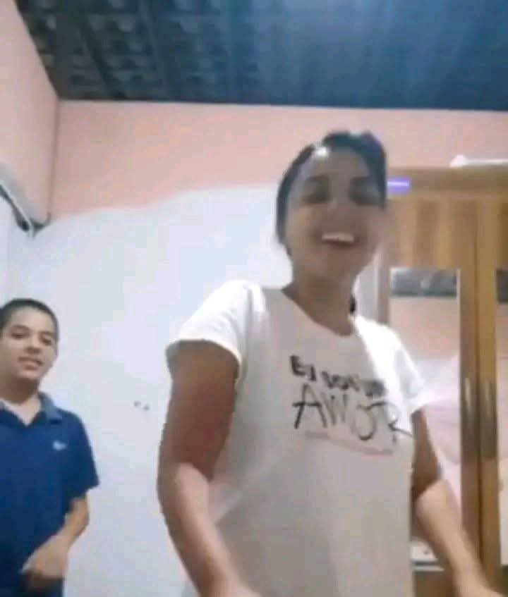 mnooojj's tweet photo. ये वाली वीडियो पहुँच गई क्या 🤣🤭 https://t.co/KsLsOmDs2b