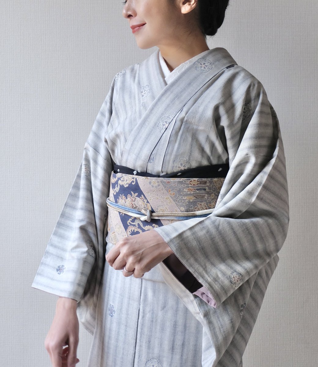 道明奈良組四色段の（納戸・薄墨）の配色がとても使いやすい。こういう