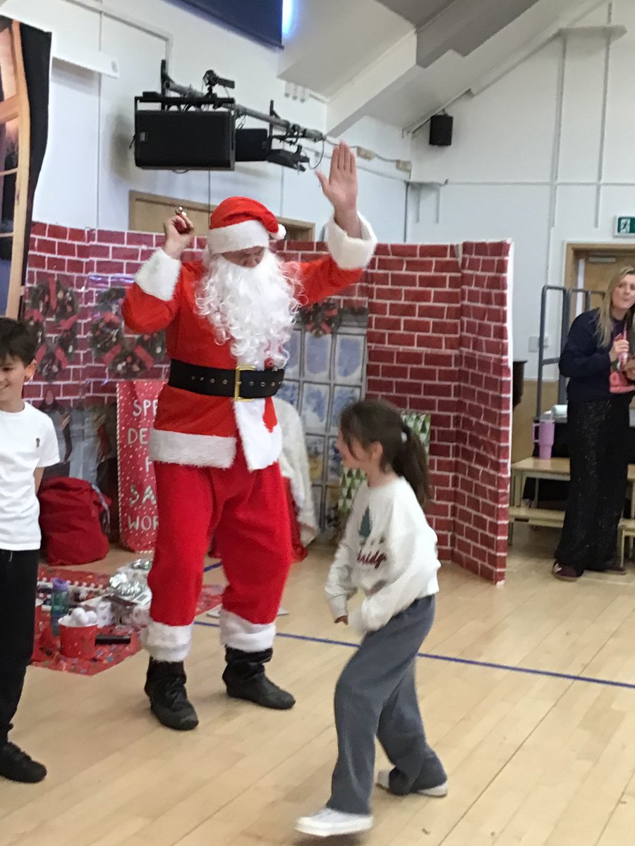 Upton House Form 4 tweet media