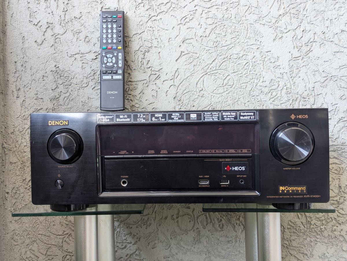 mtronics_'s tweet image. Denon AVR-X1400H – Command Series 🔥 7.2 channel Av Receiver system 
KSH.75,000
📞Call*what's app us via+254738240939 to place your order.