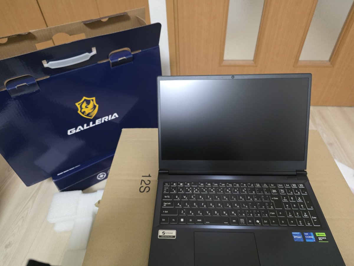 KeNxxmo's tweet photo. 私もGALLERIA
ゲーム復帰や https://t.co/8L9QCXxRus